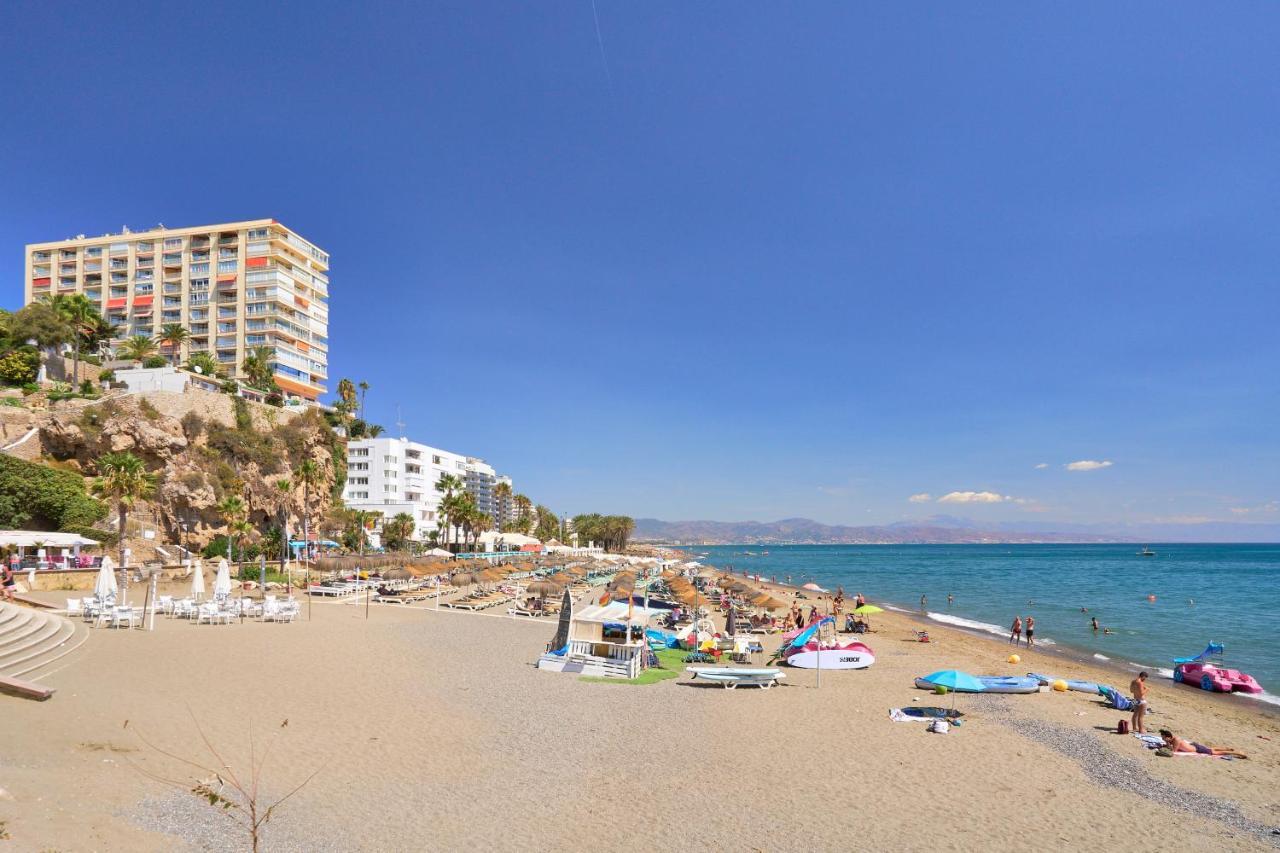 Savanna Beach. Amazing Apartment With Jacuzzi Torremolinos Exterior foto